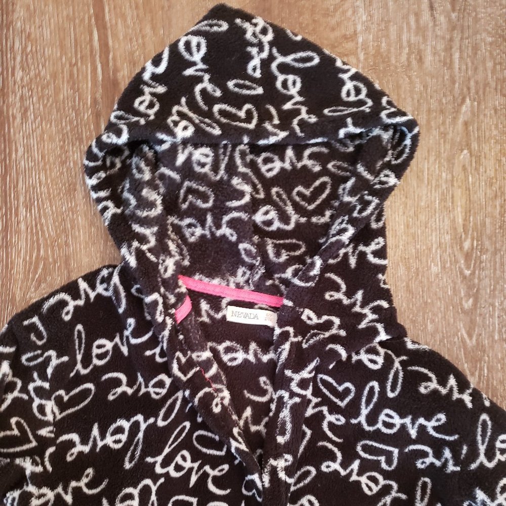 4/$20 Girls Nevada fuzzy cozy plush bathrobe black pink, size Small 7-8 - Picture 2 of 7